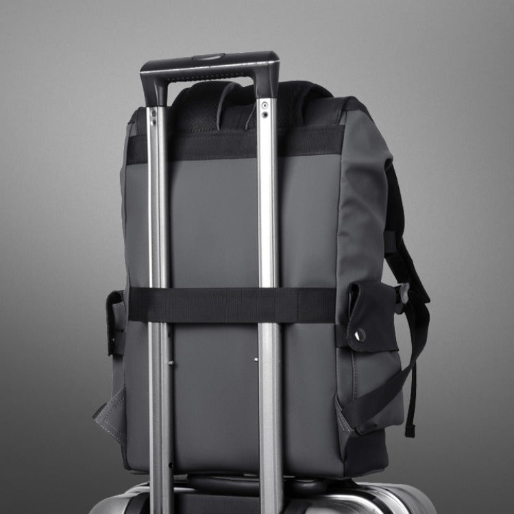 Crimson Wildtrack Gear | Unisex - Backpack - 25L Waterproof Lightweight