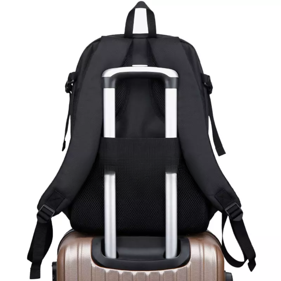 Crimson Wildtrack Gear | Unisex - Backpack - 40L Camera Laptop Outdoor